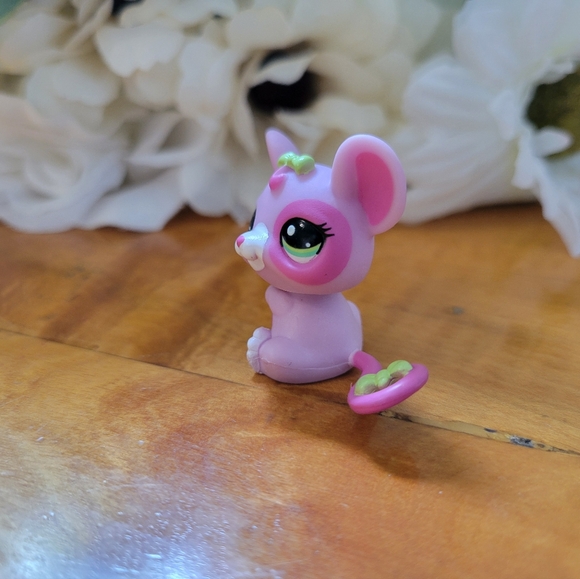 Littlest Pet Shop LPS #2206 Pink Purple Rat Green Eyes Bows 2010 - Picture 5 of 11